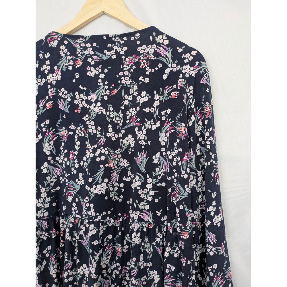 Lane Bryant Faux Wrap Floral Top Women 18/20 Navy Bishop Sleeve Stretch Blouse - Picture 12 of 14